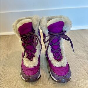 The North Face girls size 13 purple snow boots